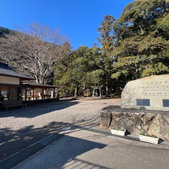 普通はここから歩きはじめる
事が多い熊野古道
高原まで引き返します