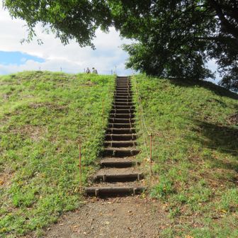 弘法山古墳