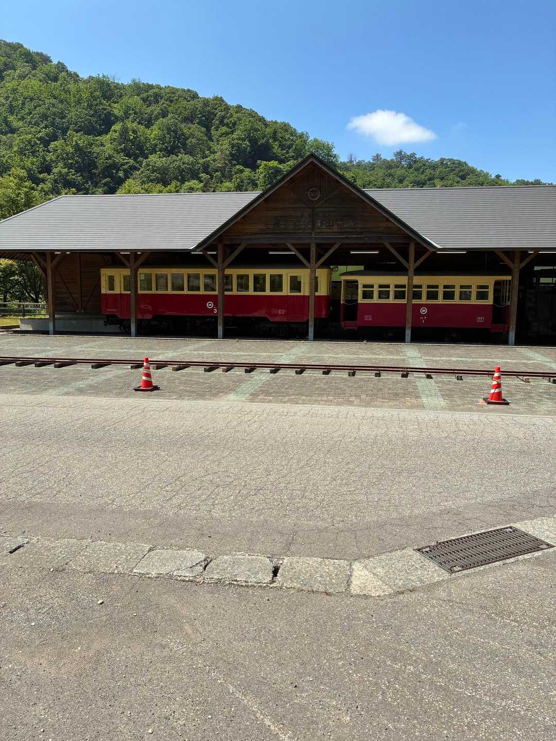 尾小屋鉄道🚃