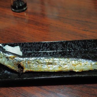 オーナーが運んだ秋刀魚を追加