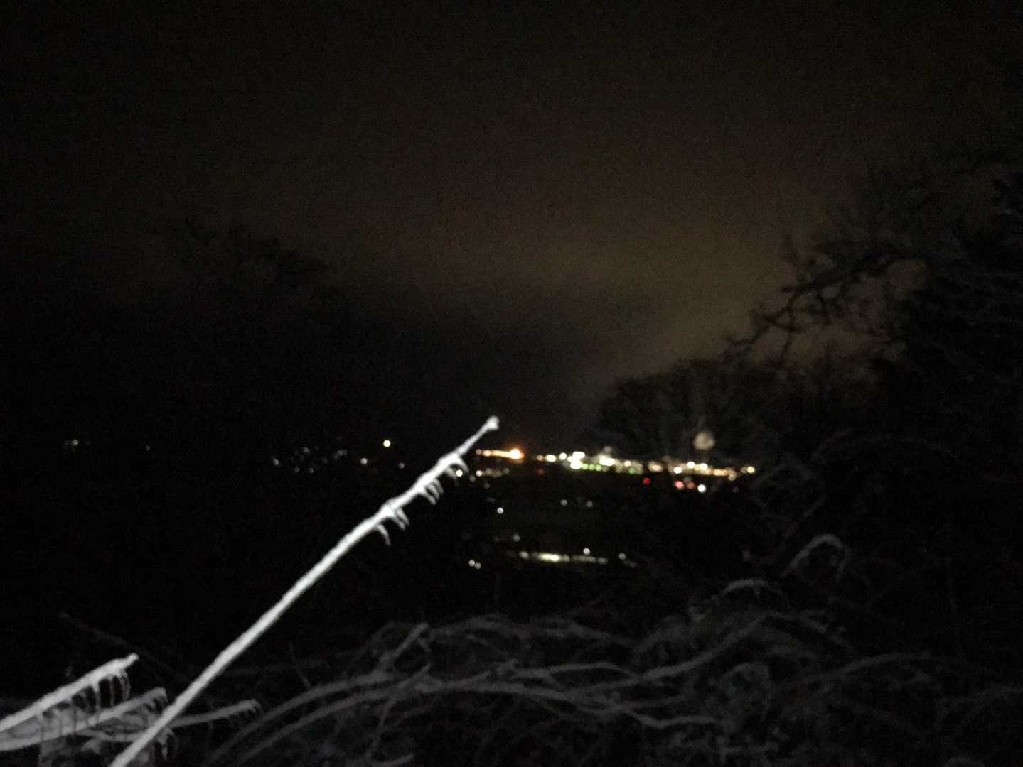 相馬の街並みの夜景🌃
風が強くピンポケ😓