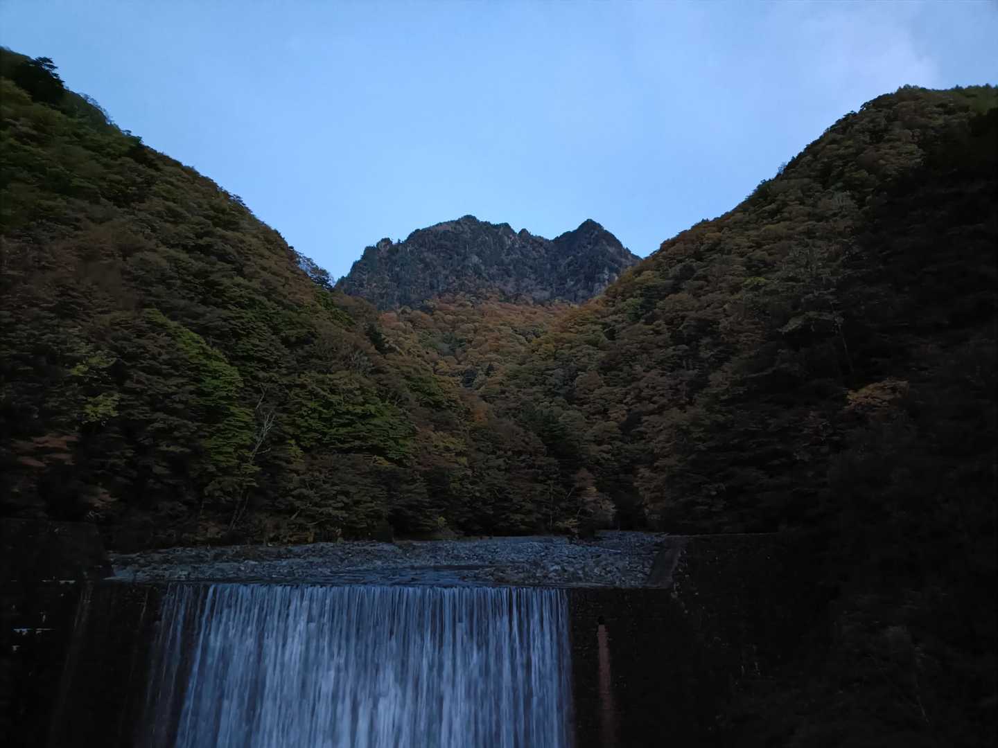 西沢渓谷入口バス停-ゲート-鶏冠山-木賊山 周回コースの写真