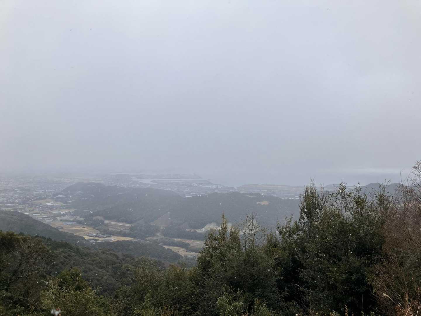 宮地山山頂からの三河湾①