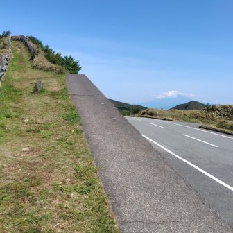 峠まで下りて宇久須峠方向へ。