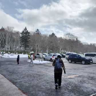 駐車場は空いていました。

3時間 800円。