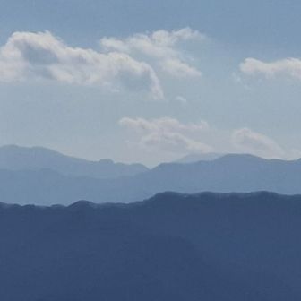 富士山🗻の山頂だけチョイと見えた⁉️