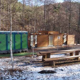 仮説トイレあり
トイレは多分ここだけ