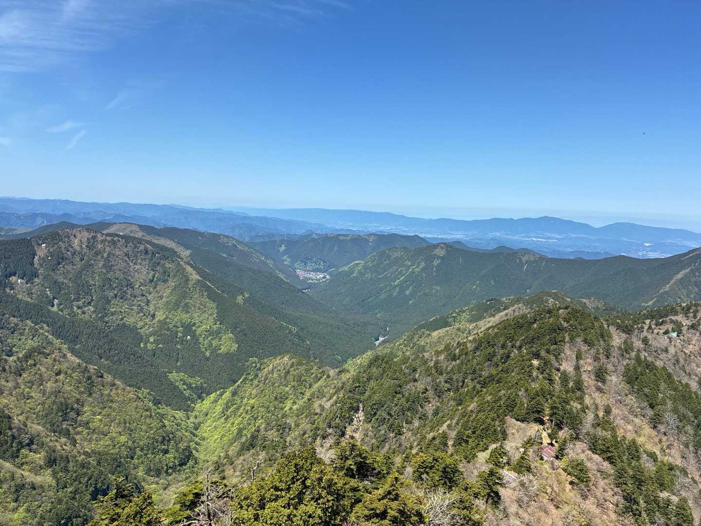 洞辻茶屋-山上ヶ岳-稲村ヶ岳-法力峠-母公堂登山口 縦走コースの写真