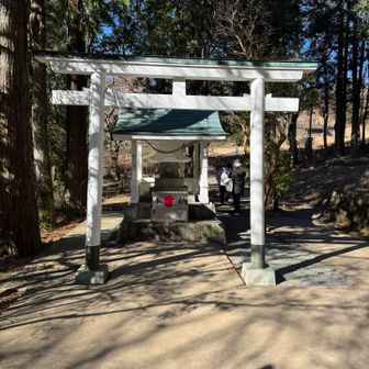 白龍神社にも🙏

あとはのんびり歩いて終了。
ヒロさん、楽しませていただいた山々。ありがとうございました😊