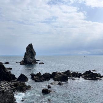 上立岩横から見える展望台？からは、よく見えますが、ゲキサカを下り/登らないとだめですが数分です。