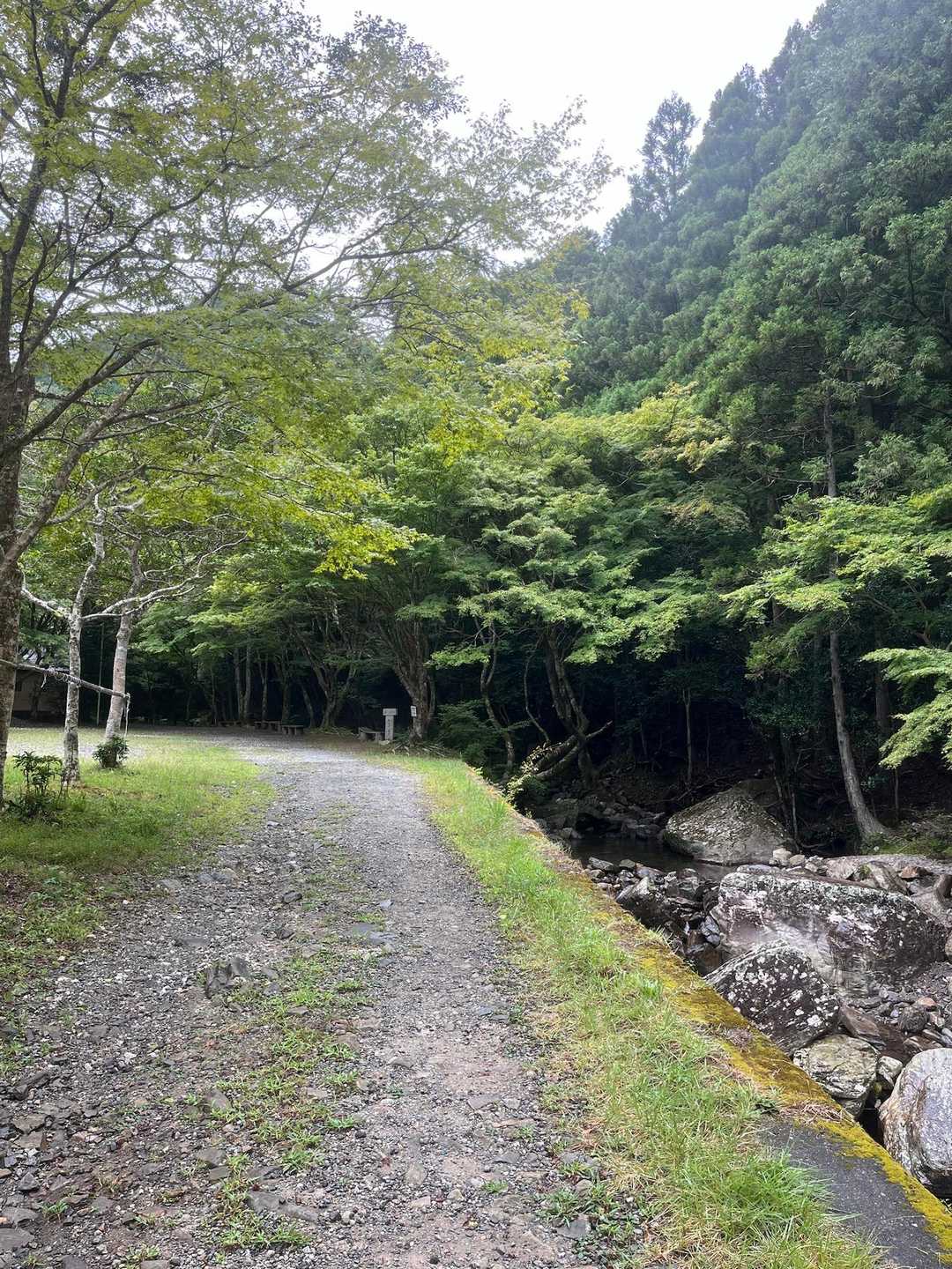 本宮山登山口-砥鹿神社奥宮-本宮山-くらがり渓谷 往復ビンタの写真