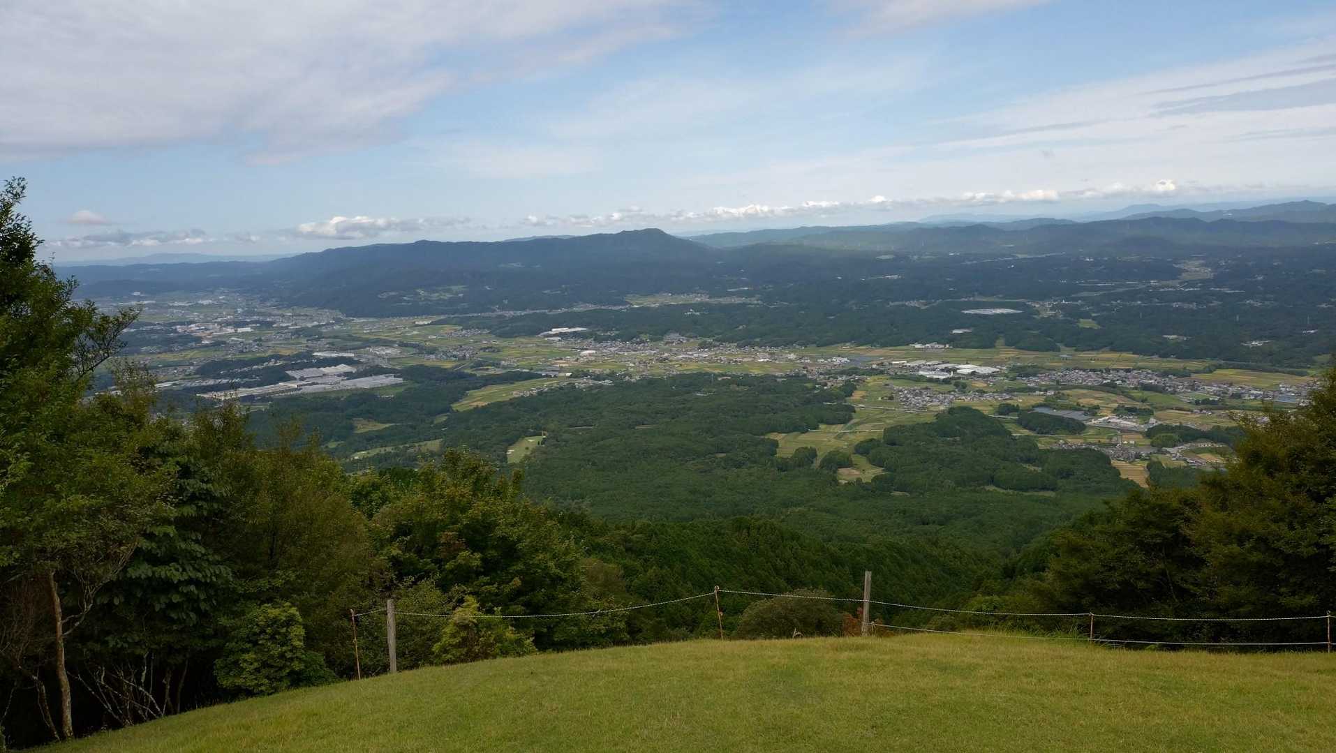 絶景の伊賀盆地👀💯
伊賀・甲賀の山々🚶