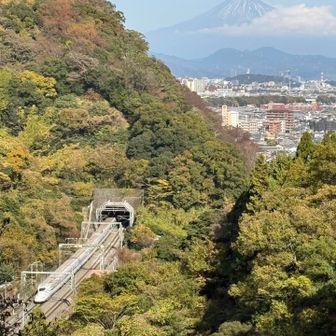 新幹線、待ち構えてパシャリ📸