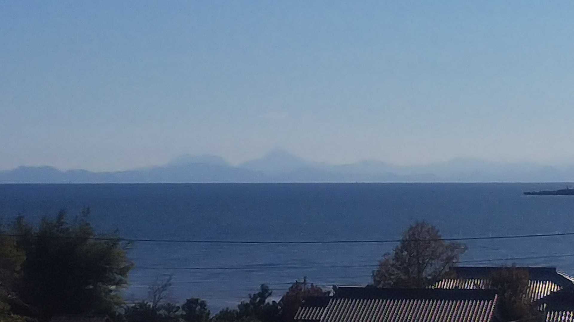 山頂では気付かなかったけど、由布岳や鶴見岳もがしっかり見えていました✨
(左が鶴見岳、右が由布岳とはこの後で知りました☺️)