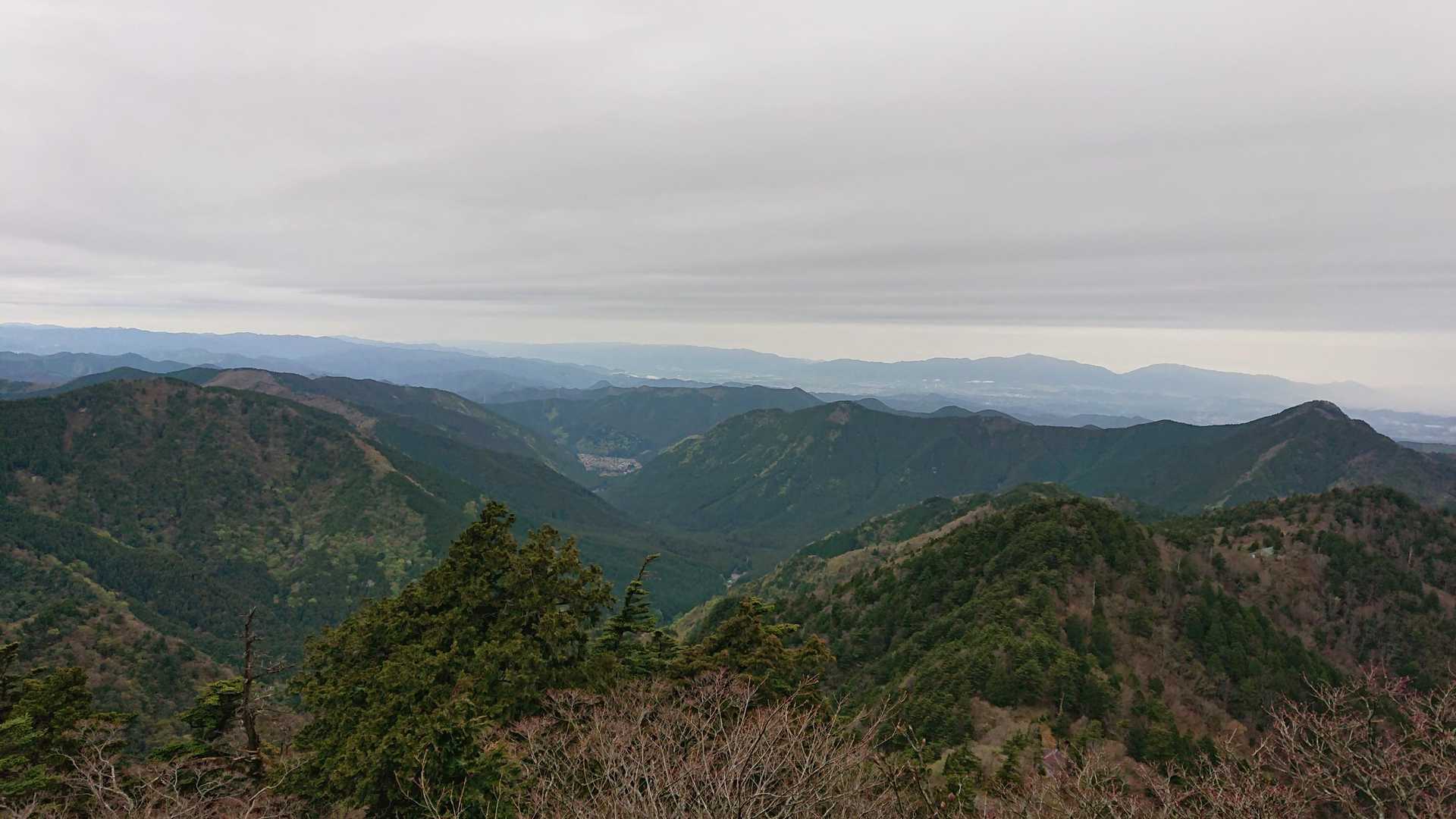 洞辻茶屋-山上ヶ岳-稲村ヶ岳-法力峠-母公堂登山口 縦走コースの写真