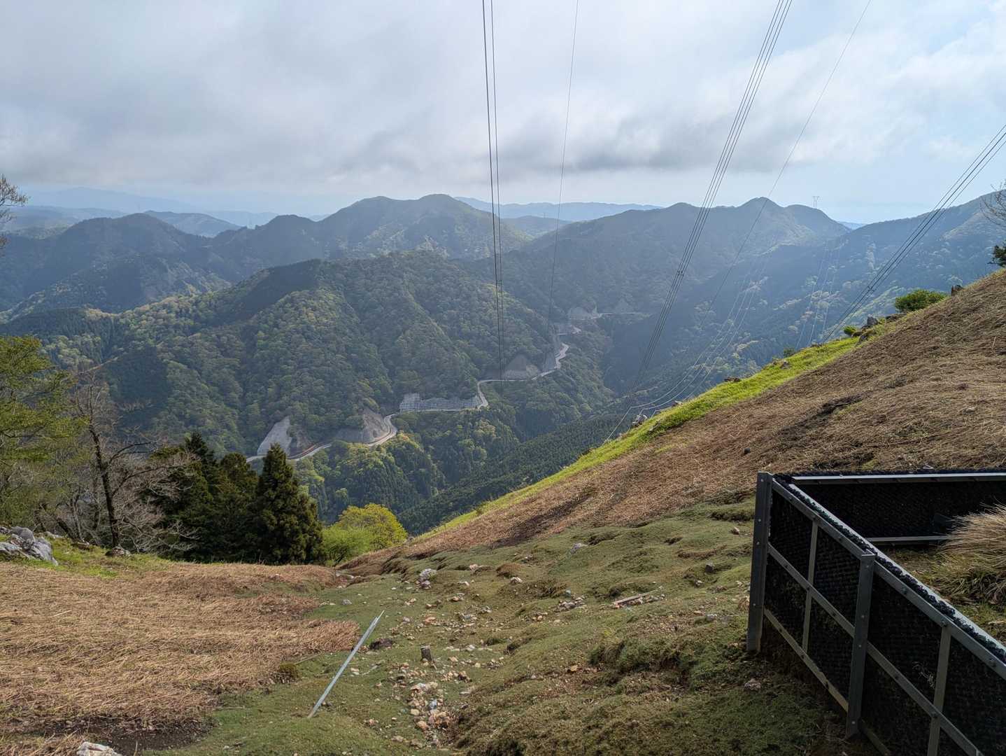 桜峠からは🚗💨走って来た
国道306号が見えます