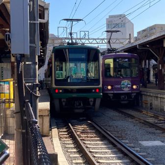 江ノ電の江ノ島駅で降車