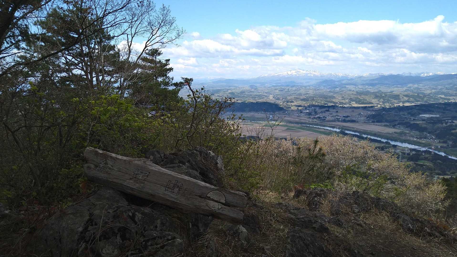 経塚山とちゃこ😏
月山神社まで行ってみるべ☝️