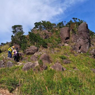 一ノ峯から下山