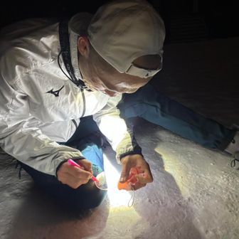 KASHIWAさんからも連絡きたから
ついでに藻岩山に誘ってみたw

30歳だから30分で登る旨を話したけど
いいよー！って

フッ軽でハイペース登山に付き合ってくれる人ってレアだからありがたい🙏
タイムキーパーと照明助かりました！