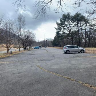 一旦、駐車場🅿️に戻ります。
スポドリとか、車に置いておけばよかったかな🤔