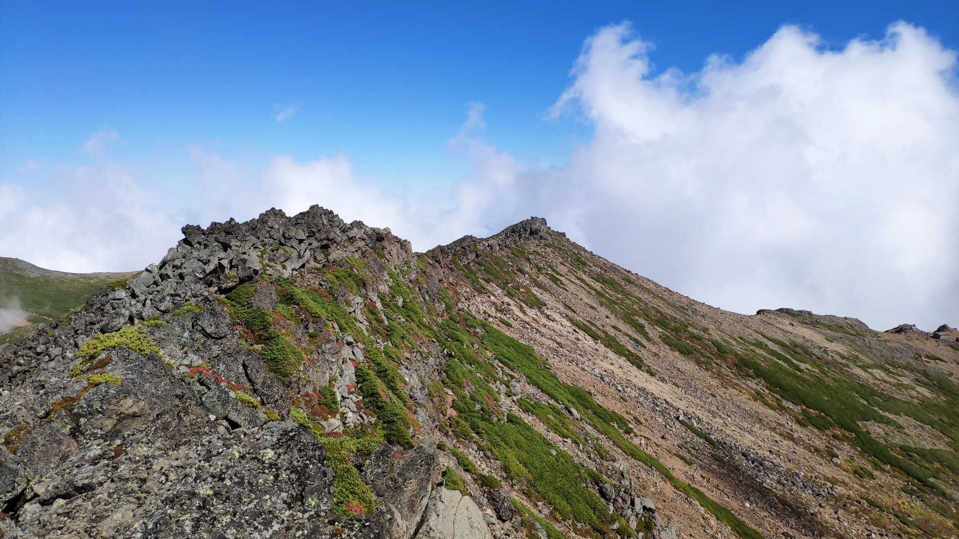 摩利支天山の写真