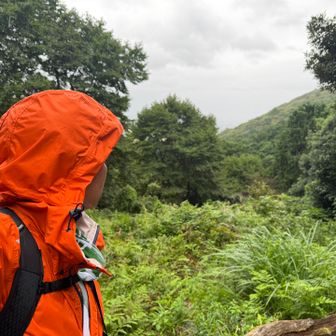 レインウェアを着てるため汗だくです🌧️