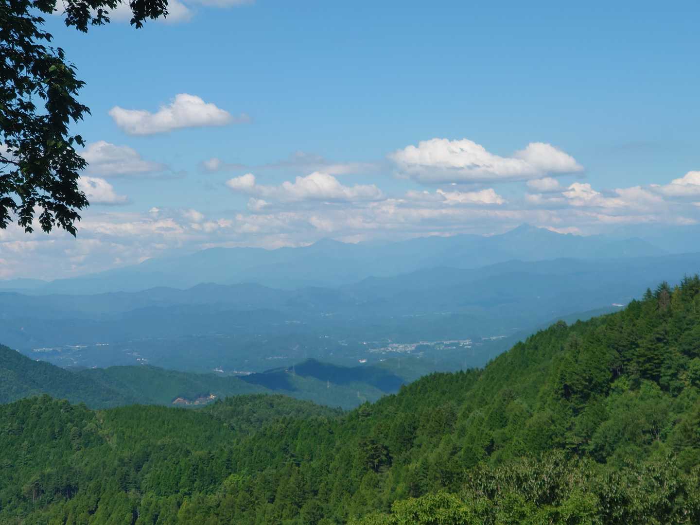 笠ヶ岳他北アルプスが見えます