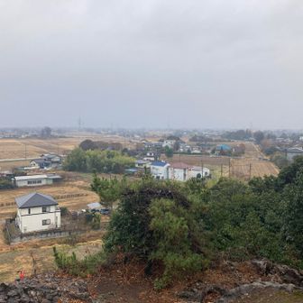 吉見町を見渡せます。超低山でもなかなかの景色です。