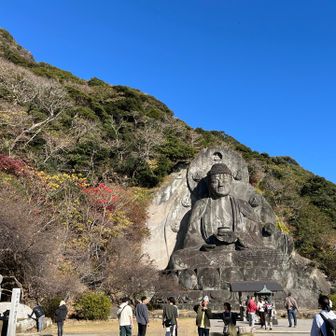 見ていて心穏やかになる大仏様でした。
作った方々の人柄でしょうか。
またいつか会いに行きたいと思えるほど
