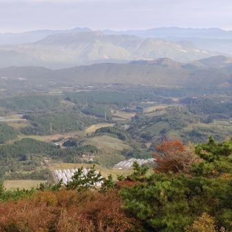 万年山の奥に英彦山