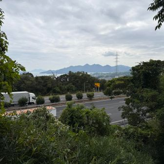 途中からの眺望📸パチリ
山陽自動車道と宮島👀