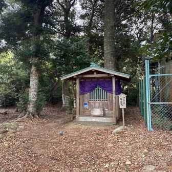 法多山の奥の院です。