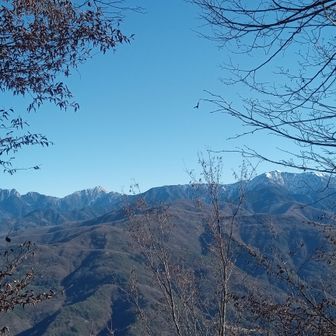 西峰からの南アルプス