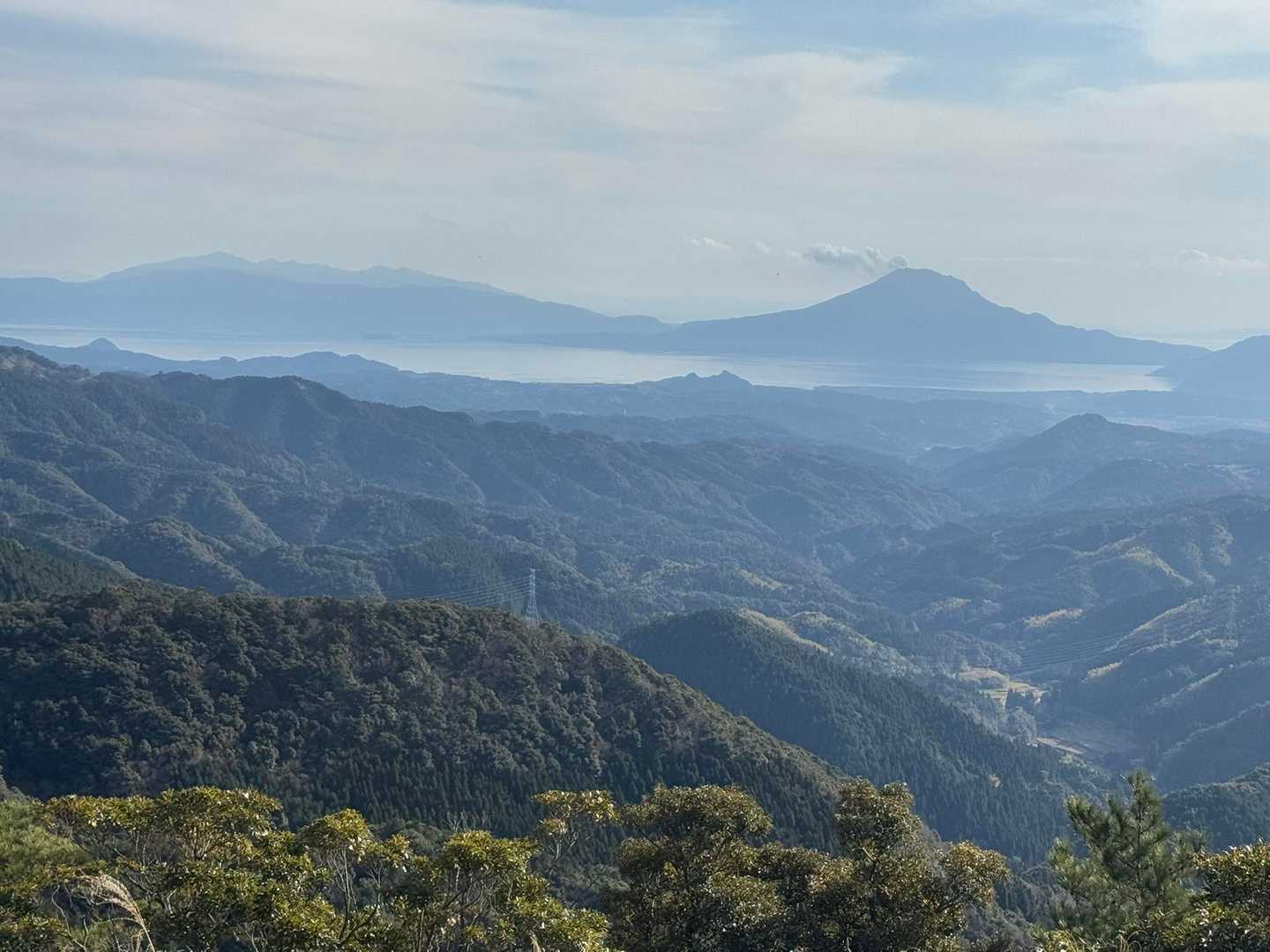 ここからみる景色は最高＼(^o^)／
360°のパノラマの景色😊⛰️
桜島🌋
