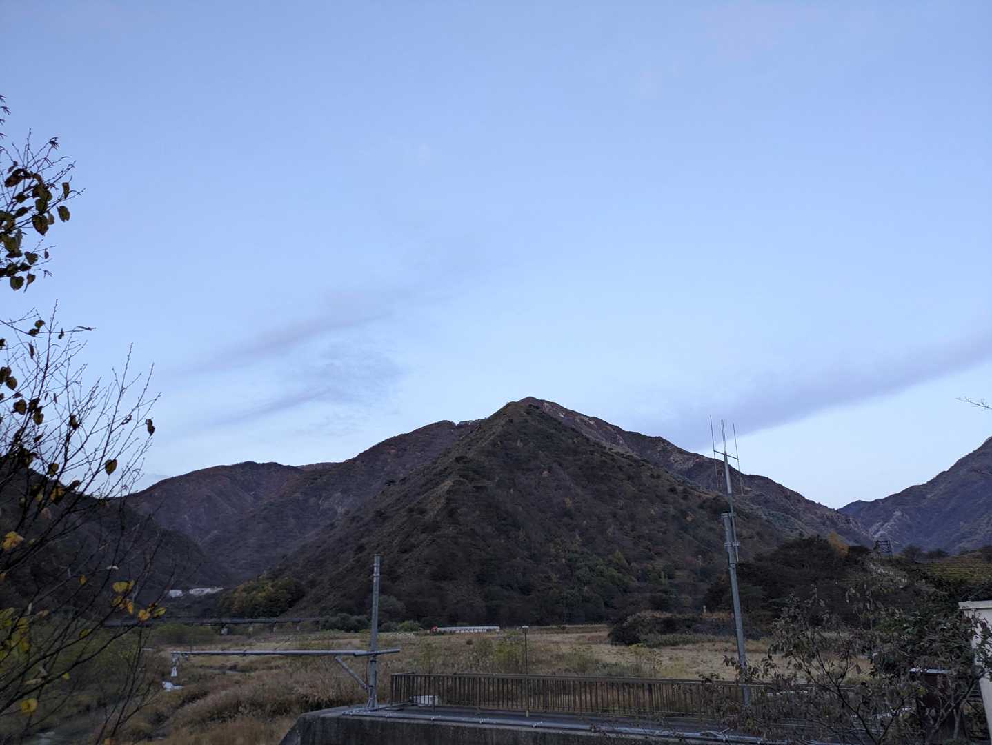 今日は日光のレジェンド マサと、栃木一のお山と言う方も少なくない中倉山に来ました。