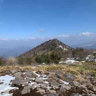 烏帽子岳に向かいます