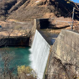 親水公園駐車場ダム