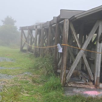 キャンプ場の炊事場　閉鎖されてる