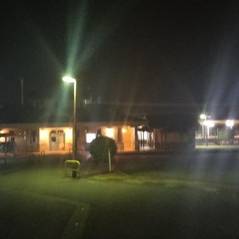 琵琶湖線の最終電車の30分前に駅到着👍着替えして