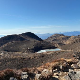 中岳からの御池