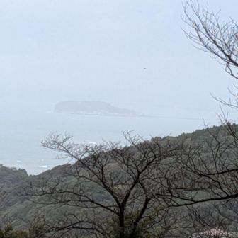 薄っすら江ノ島😅