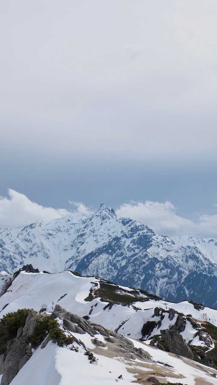 燕岳、残雪の稜線へ の写真 33