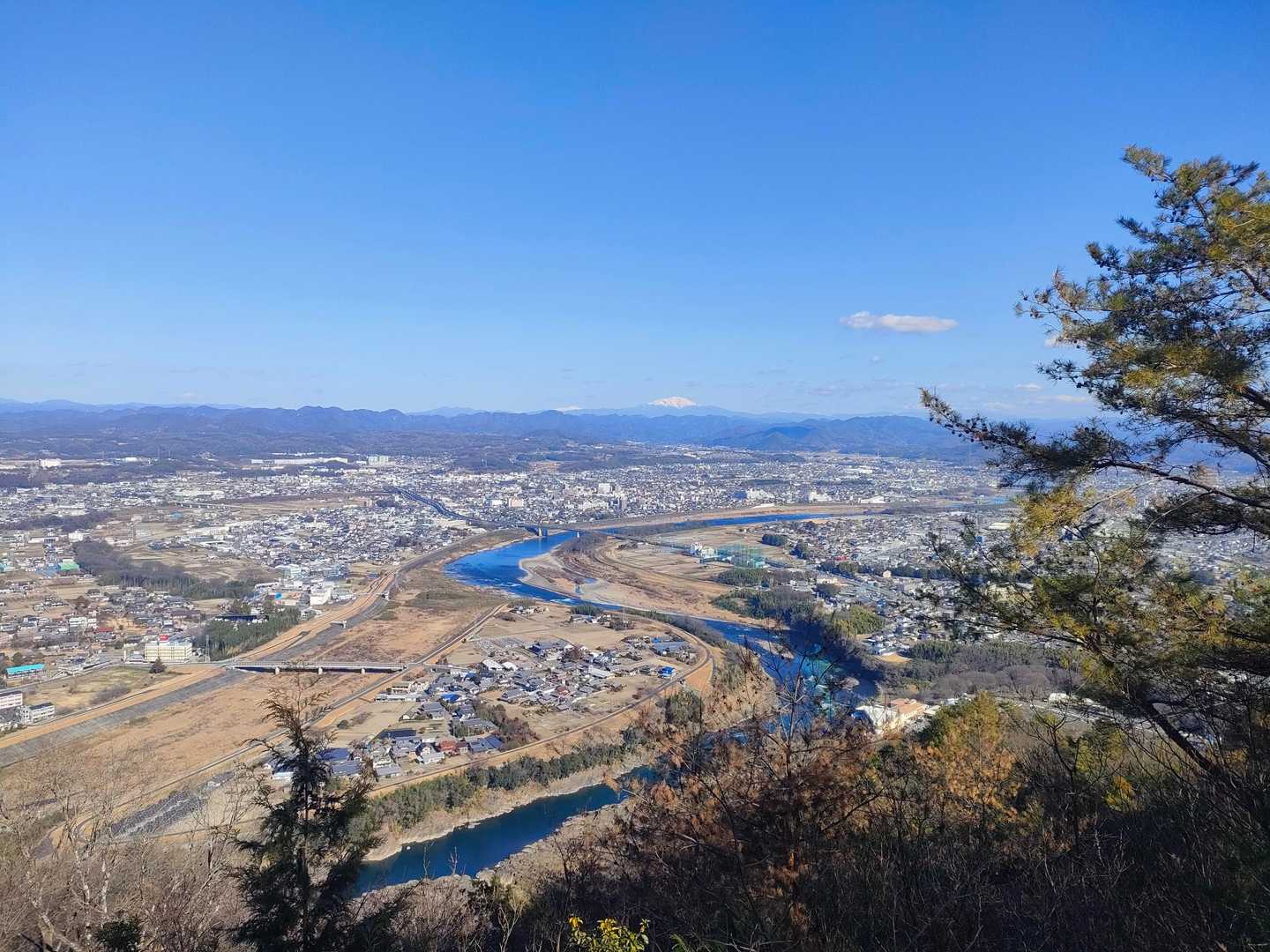 鳩吹山遊歩道真禅寺入口-鳩吹山-両見山-西山登山口 周回コースの写真