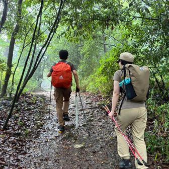 小雨ふる、畝傍山