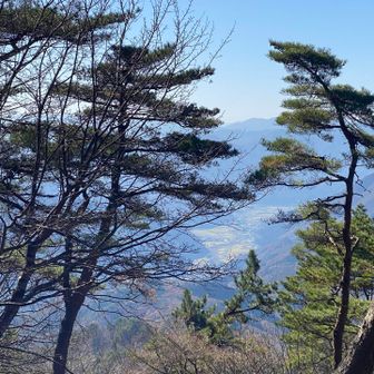 眺望は少し先のアンテナ施設からはちょこっと。