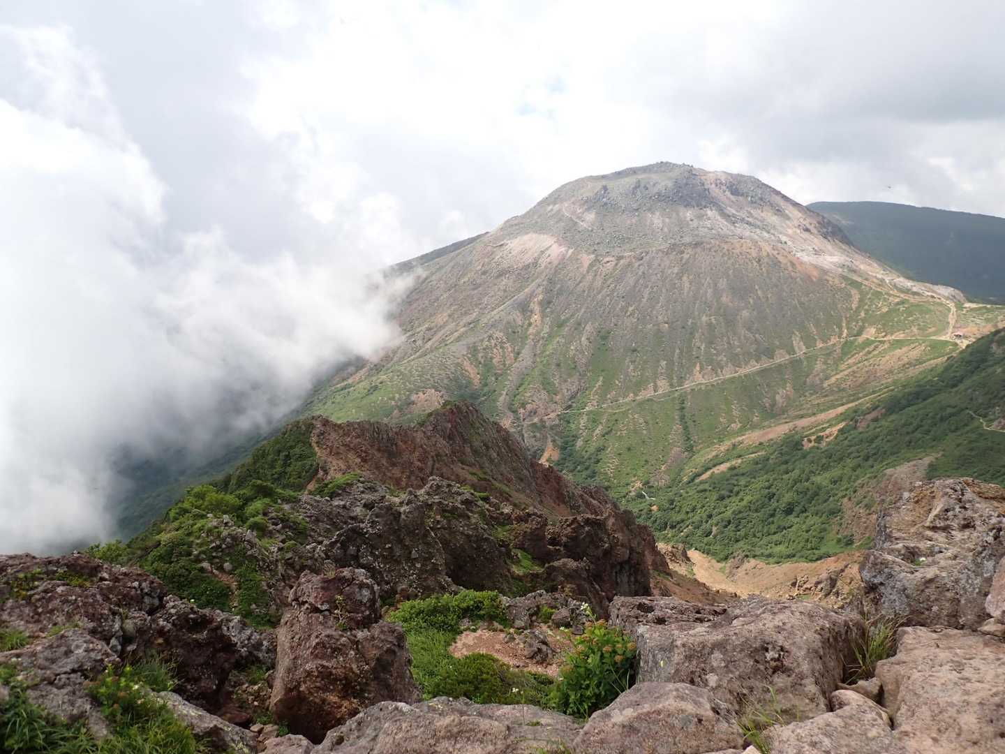 峠の茶屋登山口-朝日の肩-朝日岳-熊見曽根-1900m峰 往復コースの写真