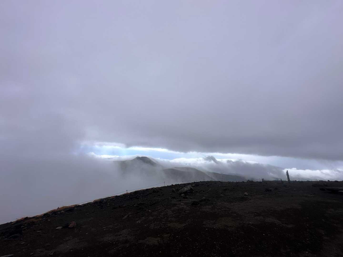 この後一瞬でガスガスの山頂になりました⤴︎