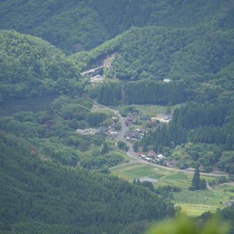 麓の集落