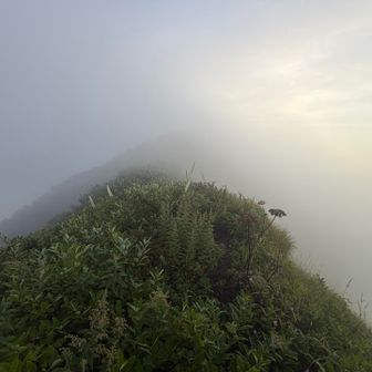 剣ヶ峰方面が少しずつ！